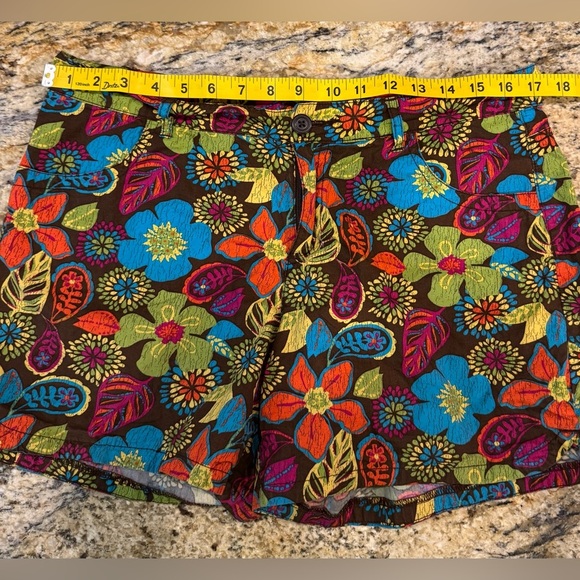 Arizona Girls Plus Size 18 1/2 Shorts Brown Multicolored Floral - Picture 5 of 7